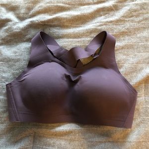 Barely worn lululemon sports bra